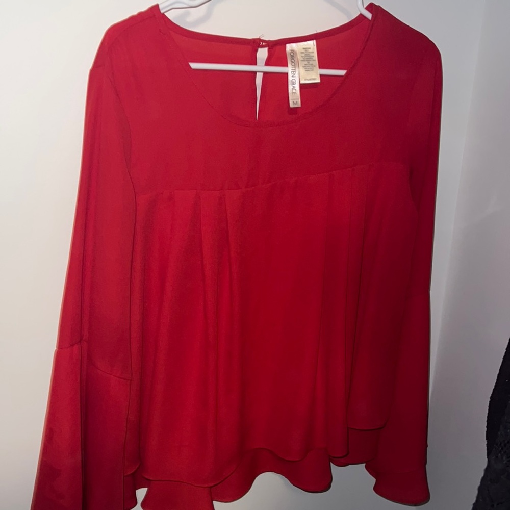 Forgotten Grace blouse size medium